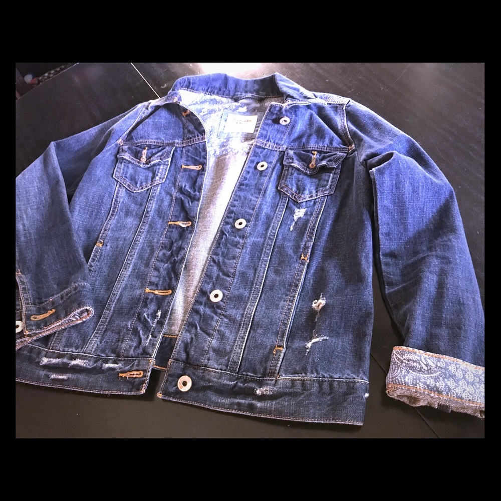 Abercrombie Kids Denim Jacket size 13/14